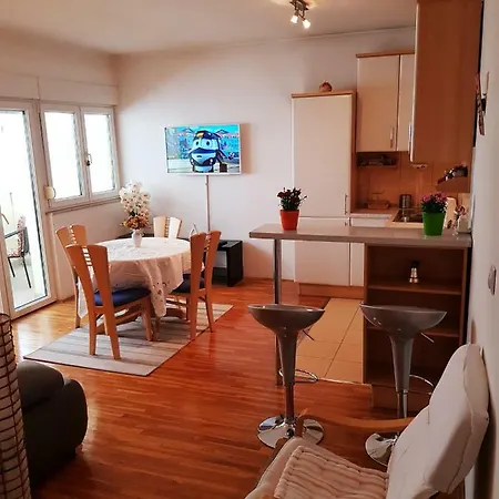 Ante Apartment