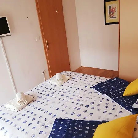 Ante Apartment